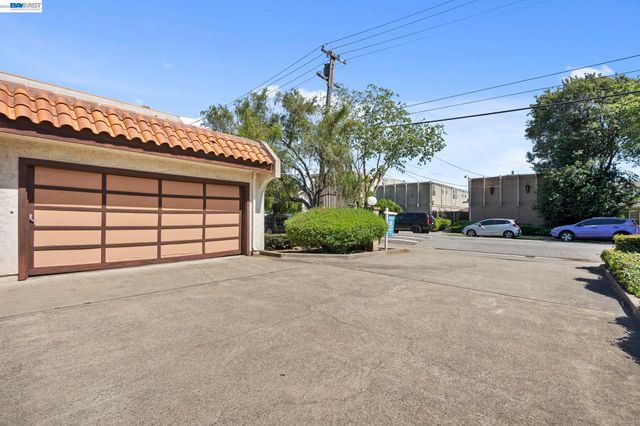 960 Joaquin Ave, San Leandro, CA 94577