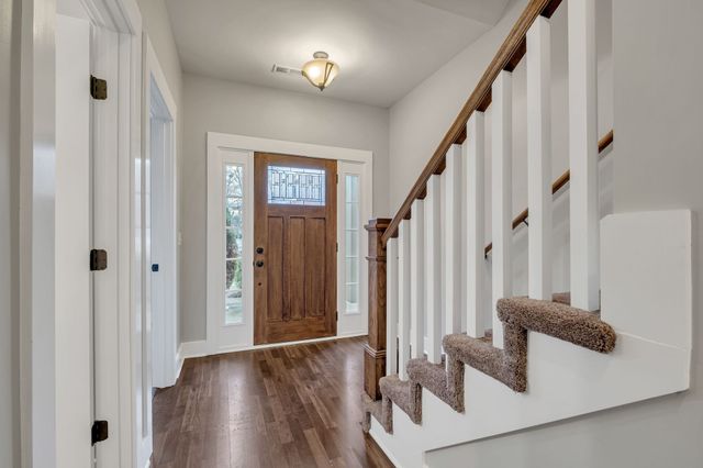 3011 Whitland Crossing Dr, Nashville, TN 37214
