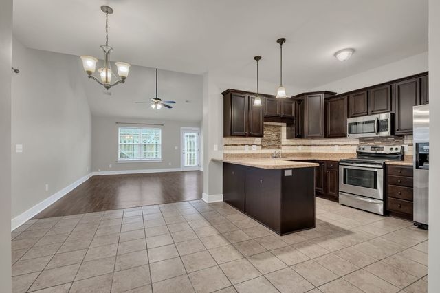 3011 Whitland Crossing Dr, Nashville, TN 37214