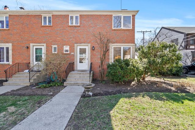 97 High Street, Winnetka, IL 60093