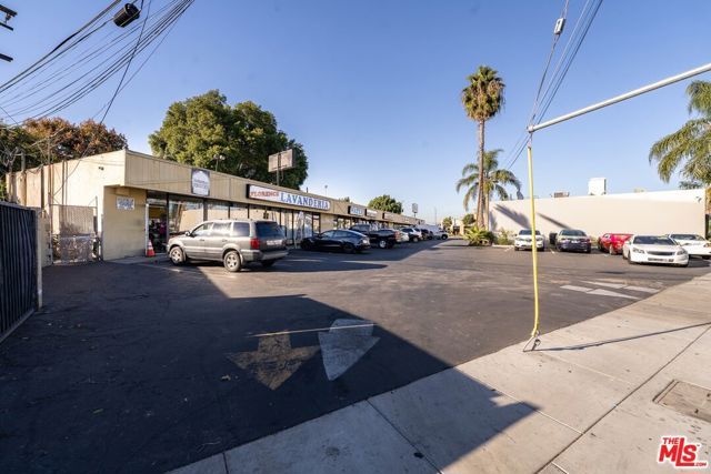 5964 Florence Avenue, Bell Gardens, CA 90201