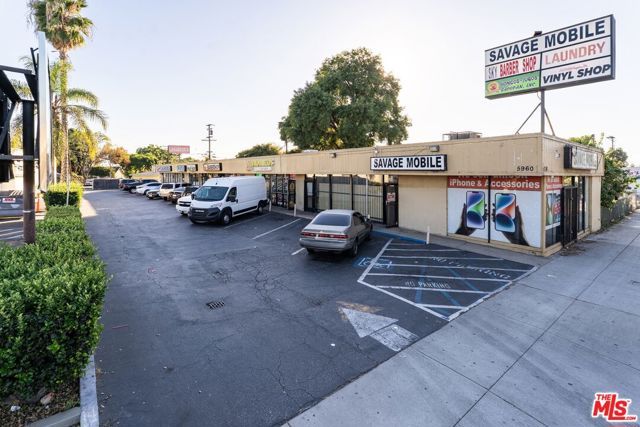5964 Florence Avenue, Bell Gardens, CA 90201