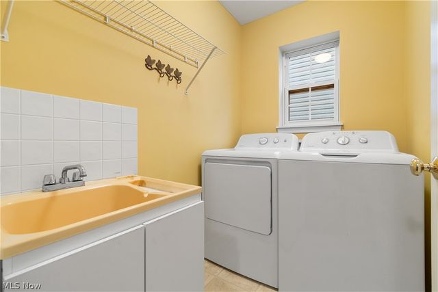 4232 Mayfair Drive, Brunswick, OH 44212