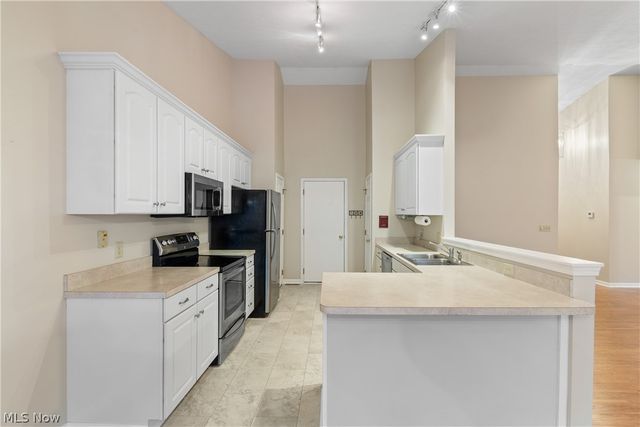 4232 Mayfair Drive, Brunswick, OH 44212