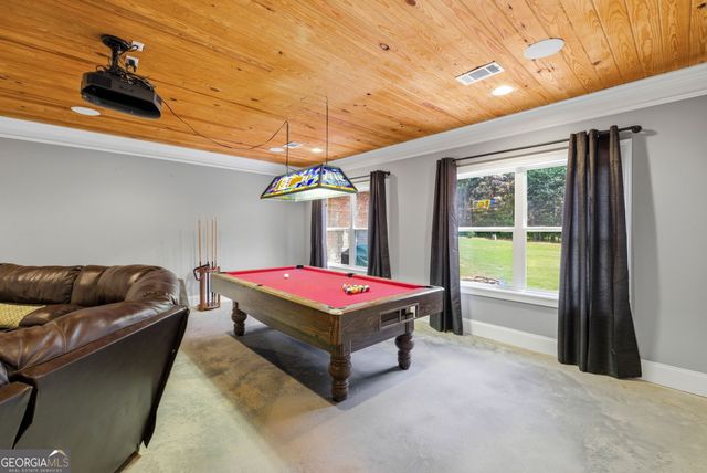 365 Stone Creek Drive, Hull, GA 30646