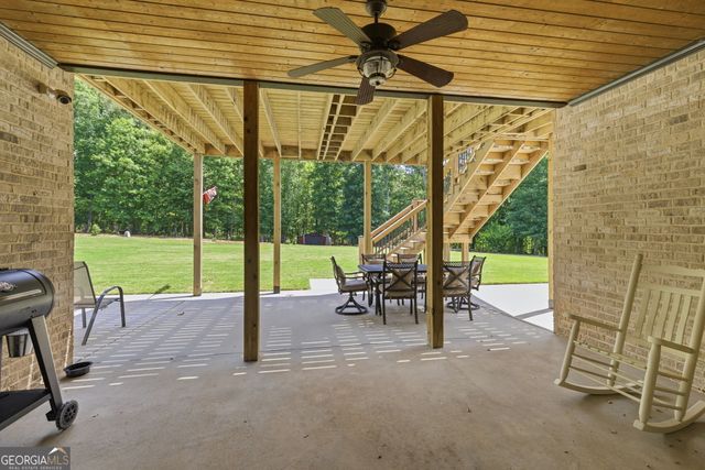 365 Stone Creek Drive, Hull, GA 30646
