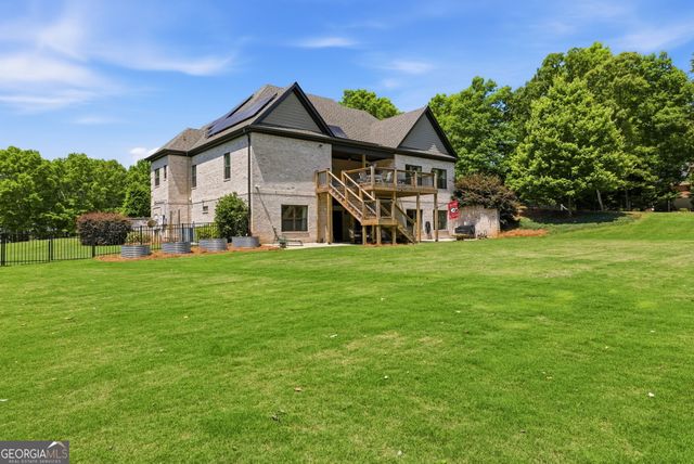 365 Stone Creek Drive, Hull, GA 30646