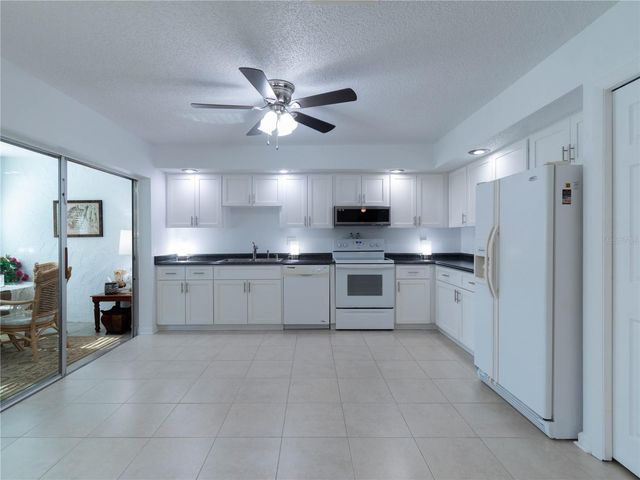 2101 SUNSET POINT ROAD 1302, Clearwater, FL 33765