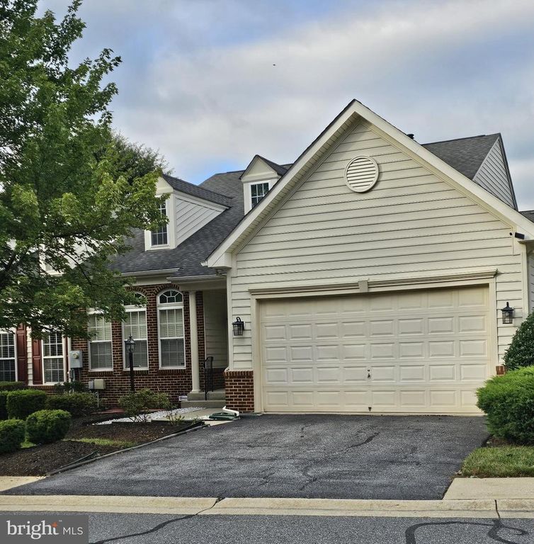 2005 GOLDEN MORNING DR #49, Bowie, MD 20721