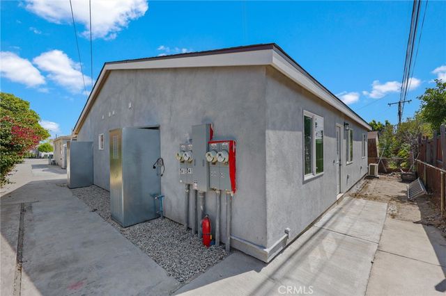 543 N Barbara, Azusa, CA 91702