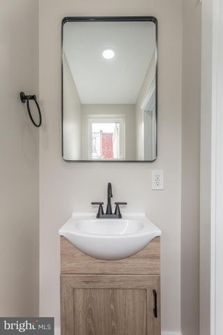 3143 LIVINGSTON ST, Philadelphia, PA 19134