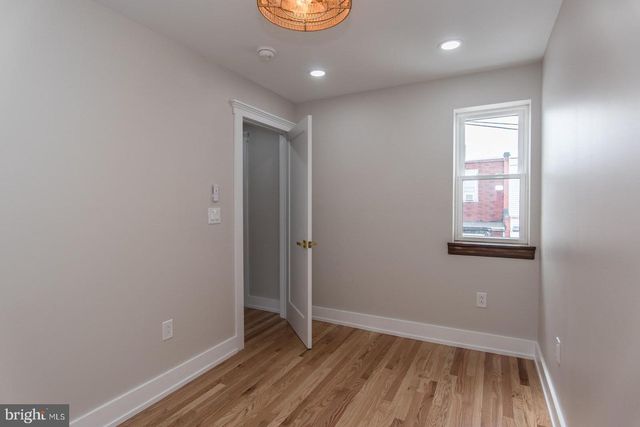3143 LIVINGSTON ST, Philadelphia, PA 19134