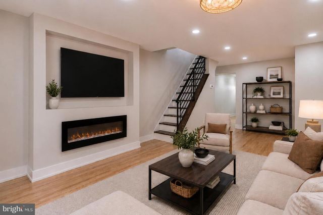 3143 LIVINGSTON ST, Philadelphia, PA 19134