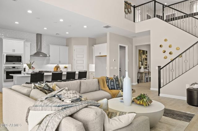 2714 E AGAVE KNOLL Road, Phoenix, AZ 85024