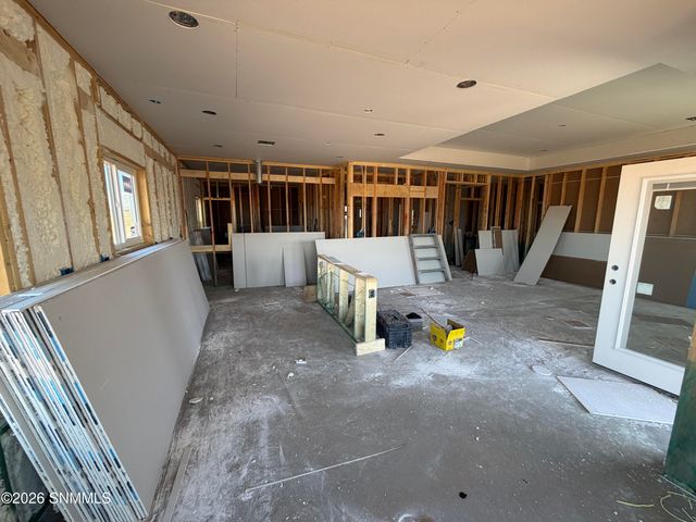 6541 Swan Street, Las Cruces, NM 88012