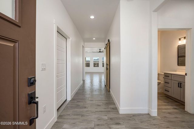 6541 Swan Street, Las Cruces, NM 88012