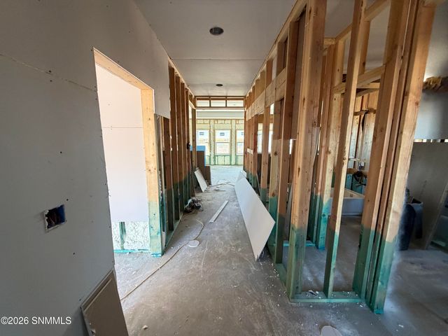 6541 Swan Street, Las Cruces, NM 88012