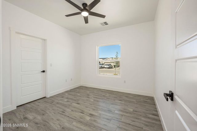6541 Swan Street, Las Cruces, NM 88012