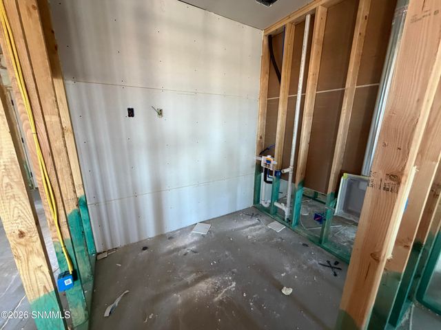 6541 Swan Street, Las Cruces, NM 88012