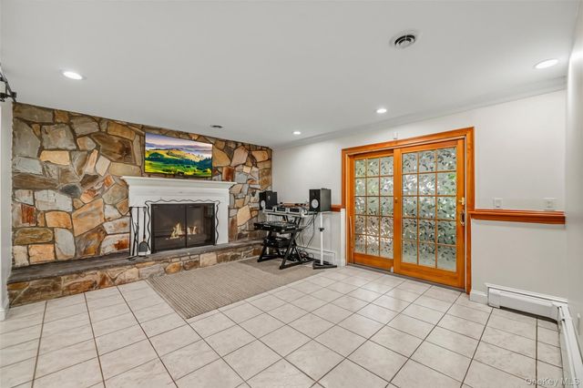 22 Beaumont Drive, New City, NY 10956