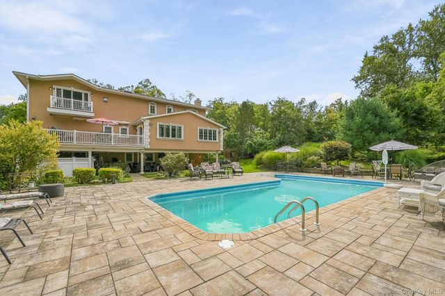 22 Beaumont Drive, New City, NY 10956