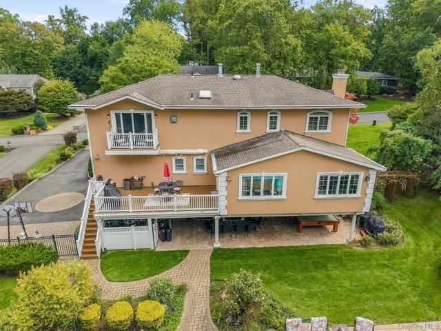 22 Beaumont Drive, New City, NY 10956