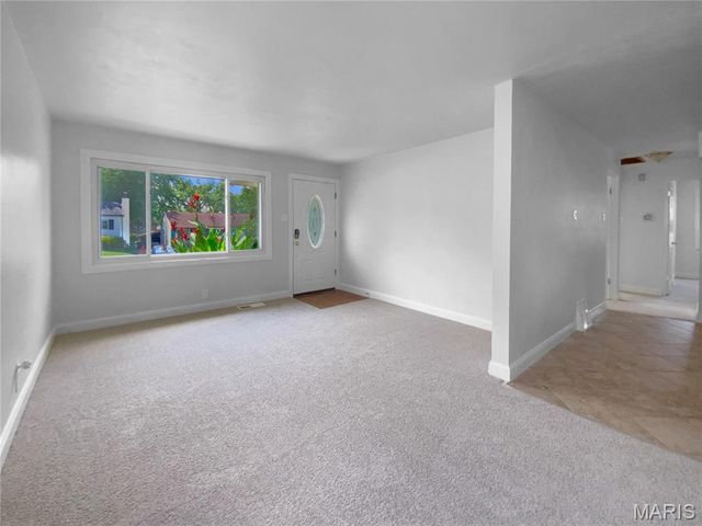 9121 Niger Drive, St Louis, MO 63123