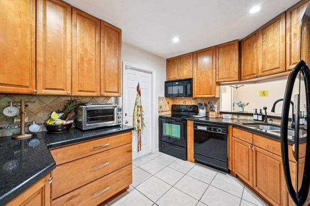 22 VIA DE CASAS SUR 103, Boynton Beach, FL 33426