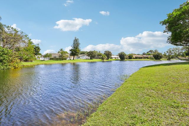 22 VIA DE CASAS SUR 103, Boynton Beach, FL 33426