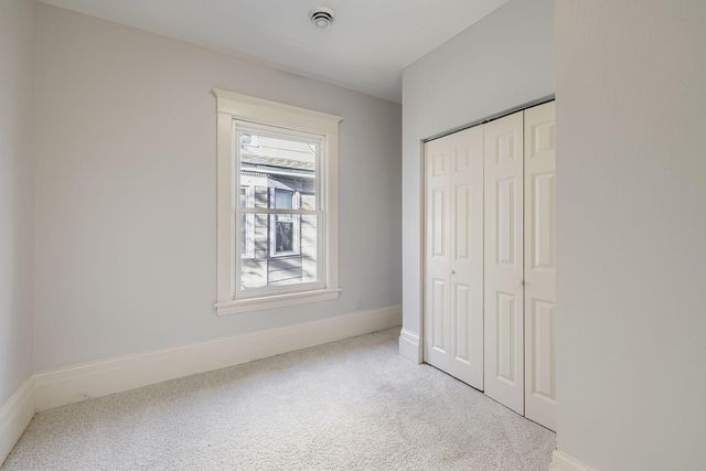 830 University Avenue W, Saint Paul, MN 55104