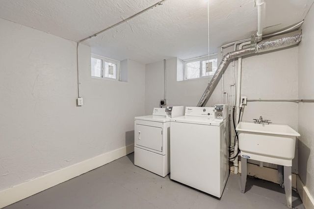 830 University Avenue W, Saint Paul, MN 55104