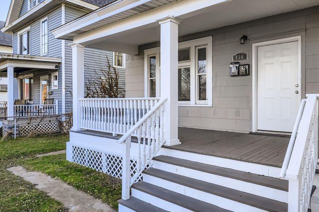 830 University Avenue W, Saint Paul, MN 55104