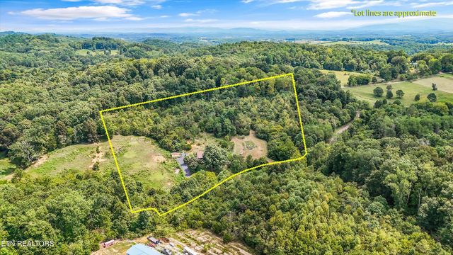 129 Pleasant Hill Rd, Sweetwater, TN 37874