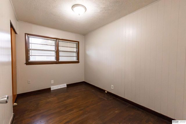 4515 Laurel Avenue, Omaha, NE 68104