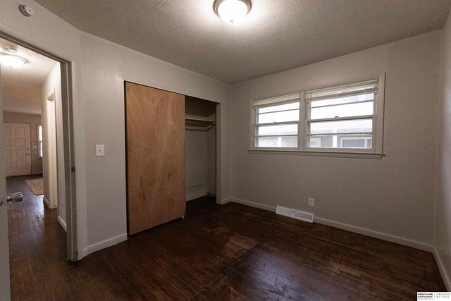 4515 Laurel Avenue, Omaha, NE 68104