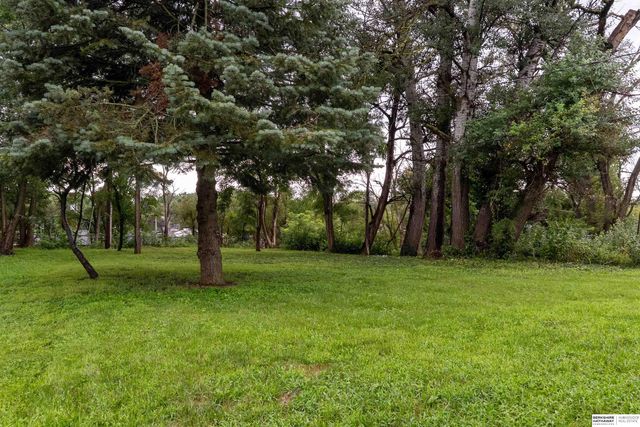 4515 Laurel Avenue, Omaha, NE 68104