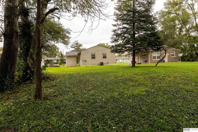4515 Laurel Avenue, Omaha, NE 68104