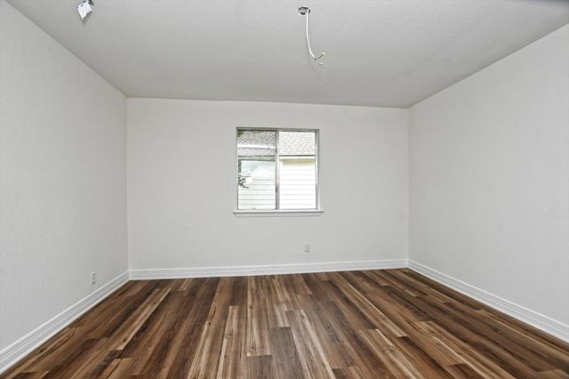 17607 Klamath Falls DR, Round Rock, TX 78681