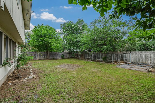 17607 Klamath Falls DR, Round Rock, TX 78681