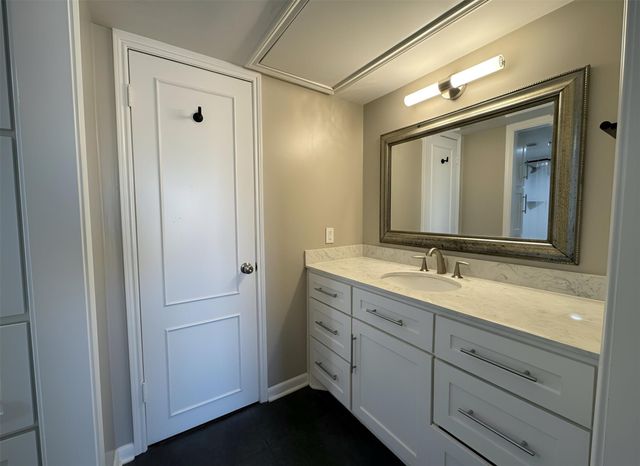 845 Augusta Drive 90, Houston, TX 77057