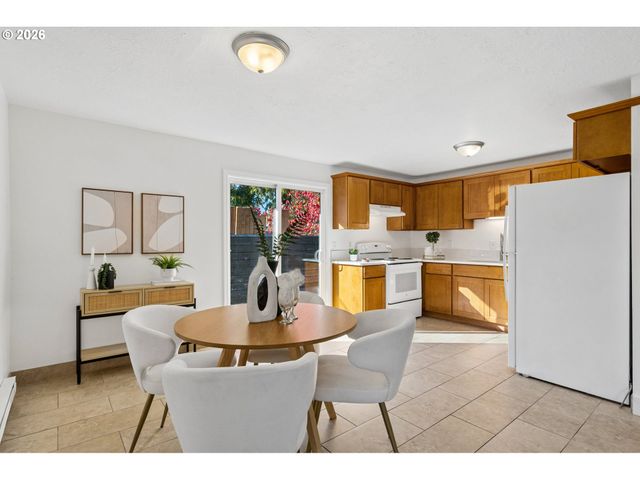 6541 Se 93RD Ave, Portland, OR 97266