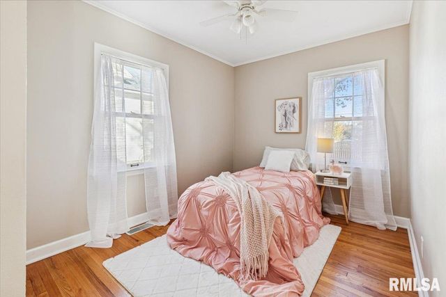 1725 WILKES Avenue, Davenport, IA 52804