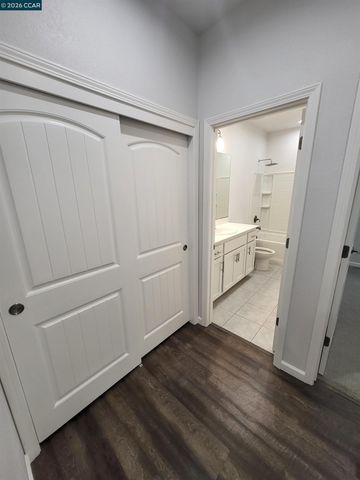 2809 Tartarian Way, Antelope, CA 95843