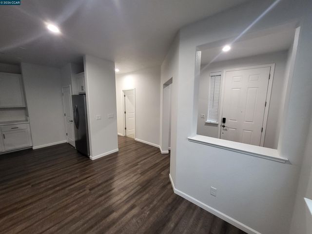 2809 Tartarian Way, Antelope, CA 95843