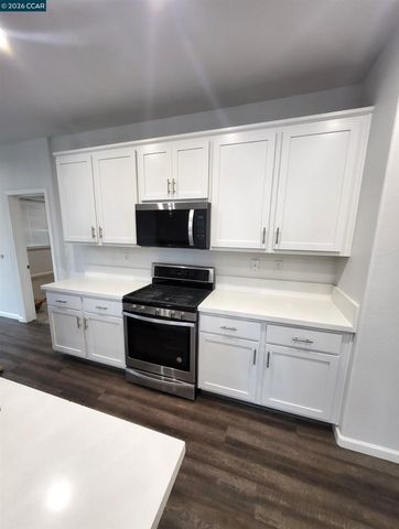 2809 Tartarian Way, Antelope, CA 95843