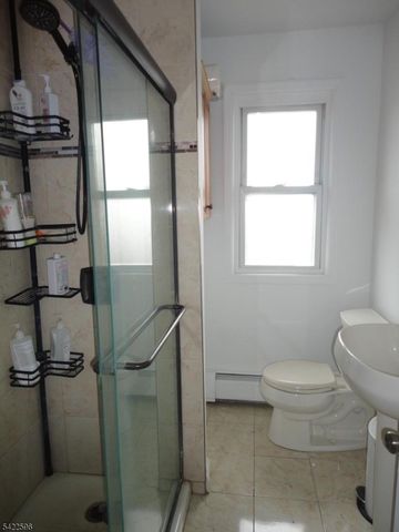 8 N Salem St, Dover Town, NJ 07801