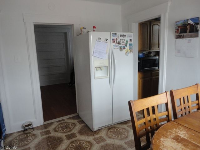 8 N Salem St, Dover Town, NJ 07801