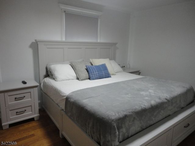 8 N Salem St, Dover Town, NJ 07801