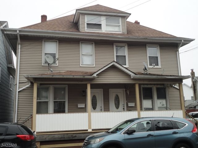 8 N Salem St, Dover Town, NJ 07801