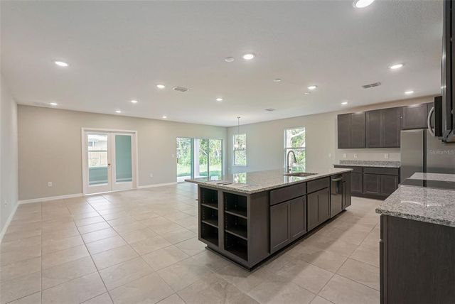 6611 LULLABY LANE, Mascotte, FL 34753